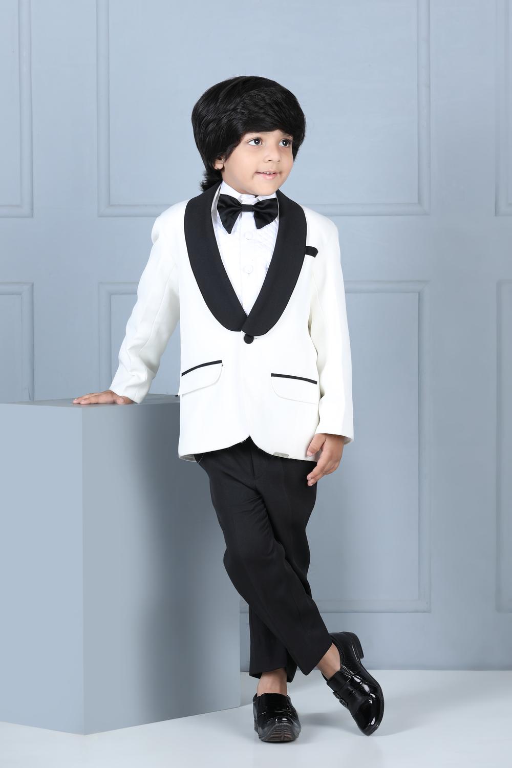 Tuxedo With Quilted Shirt