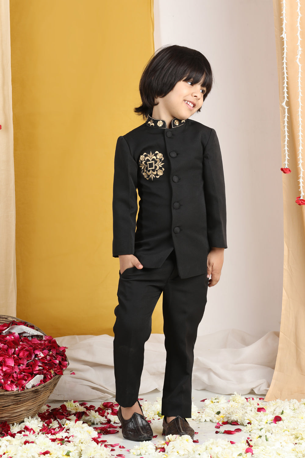 Boy Bandgala With Thread Embroidery