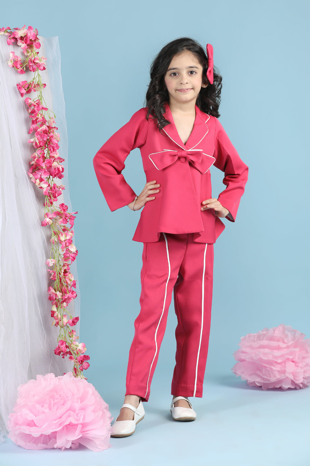 Two Piece Coord Set With Piping And Bow Detsailing