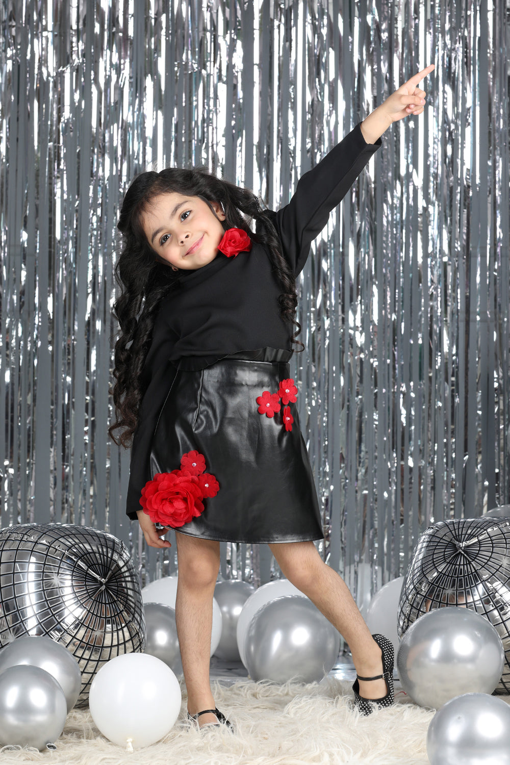 Top N Skirt With Flower Motifs On Skirt