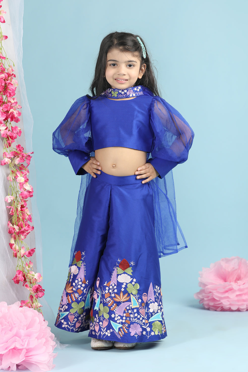 Top With Organza Sleeves And Pants With Thread Embroidery N Choker Dupatta