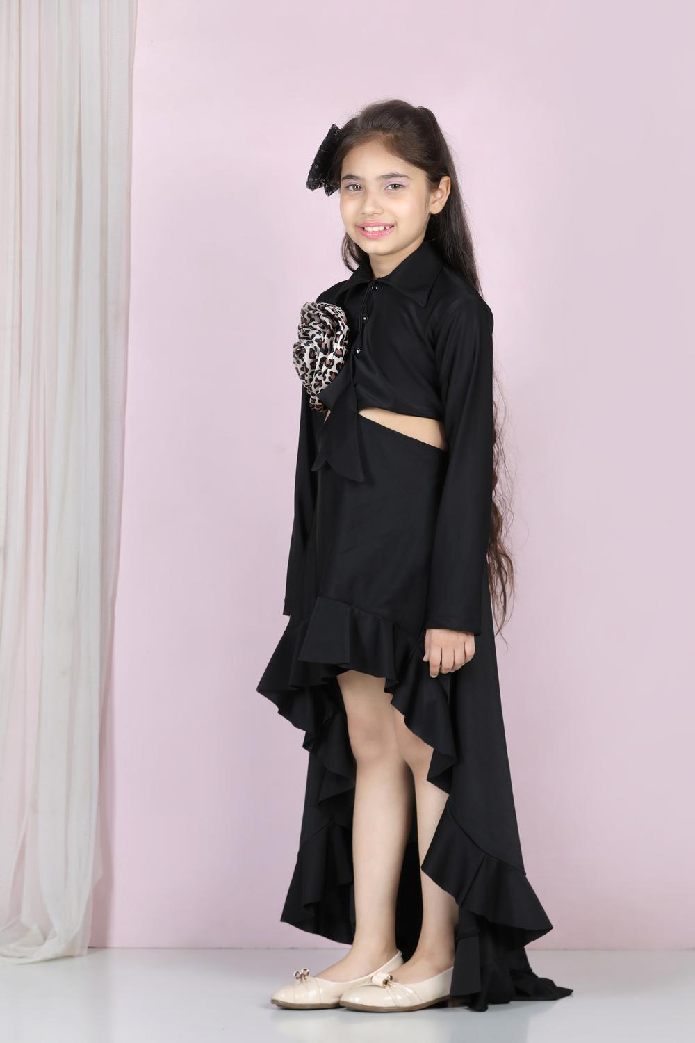 Dress With Cut On Sides And Flower Detailing