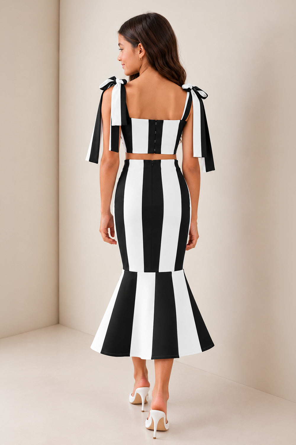 Two Piece Set Featuring Crop Top With Stylish Shoulder Tie Ups Paired With Fish Cut Skirt
