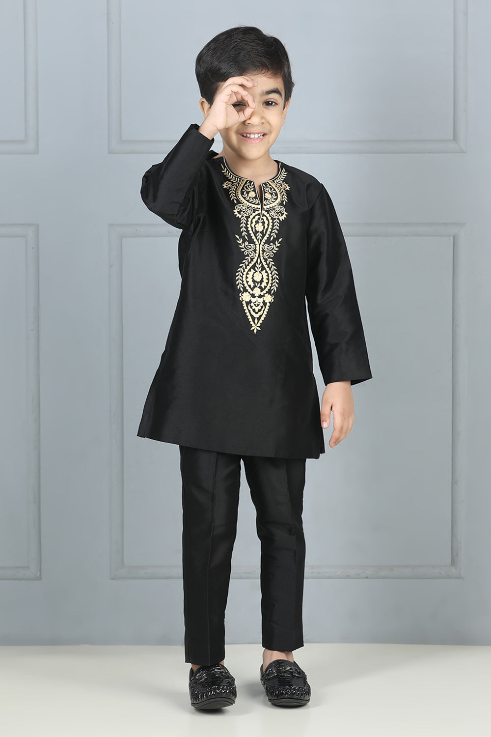 Black Round Neck Kurta with Pajama