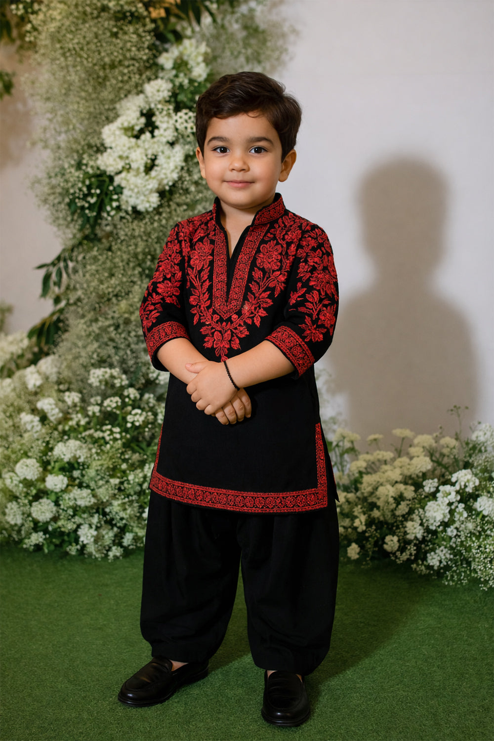 Black Kurta Set with Contrasting Floral Embroidery
